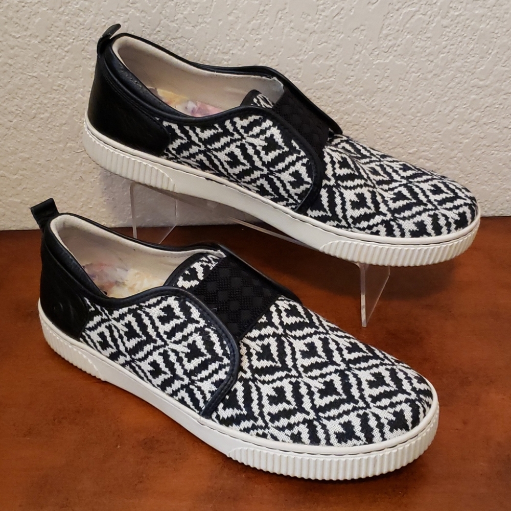 Born shoes size 9.5